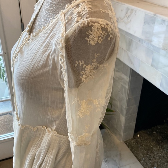 Free People Romance of the Rose Ivory Sheer Lacey Lace-Up Tunic Size XS - Picture 14 of 16